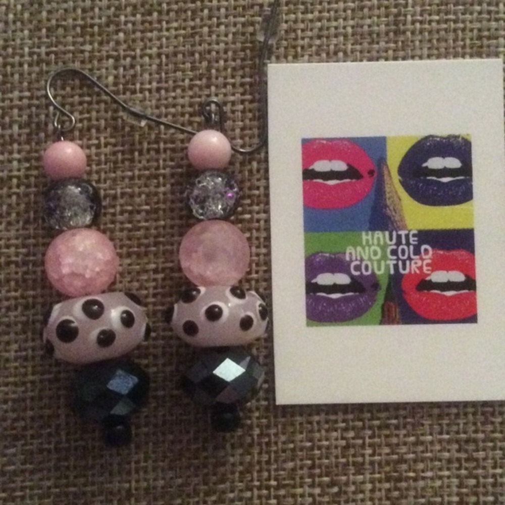 NEW Handmade Pink & Black Glass Pierced Earrings